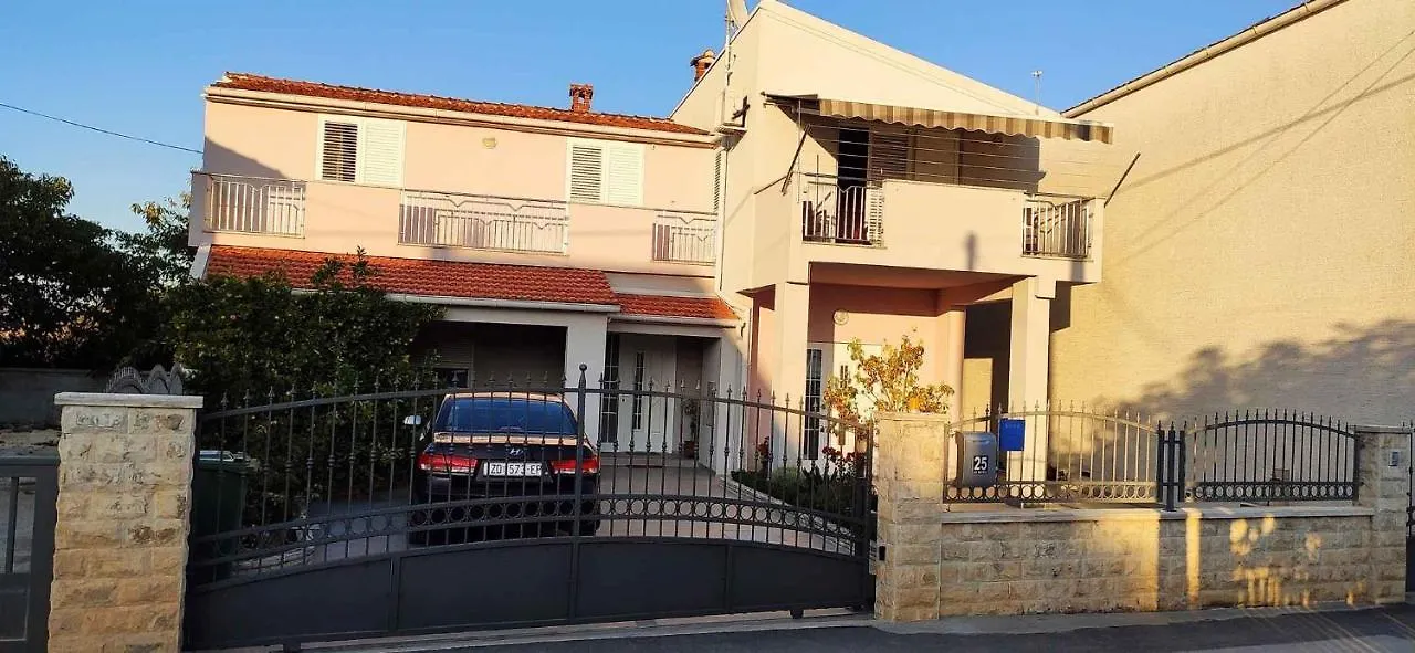 Apartment Near Kolovare Beach In Arbanasi Zadar Croatia
