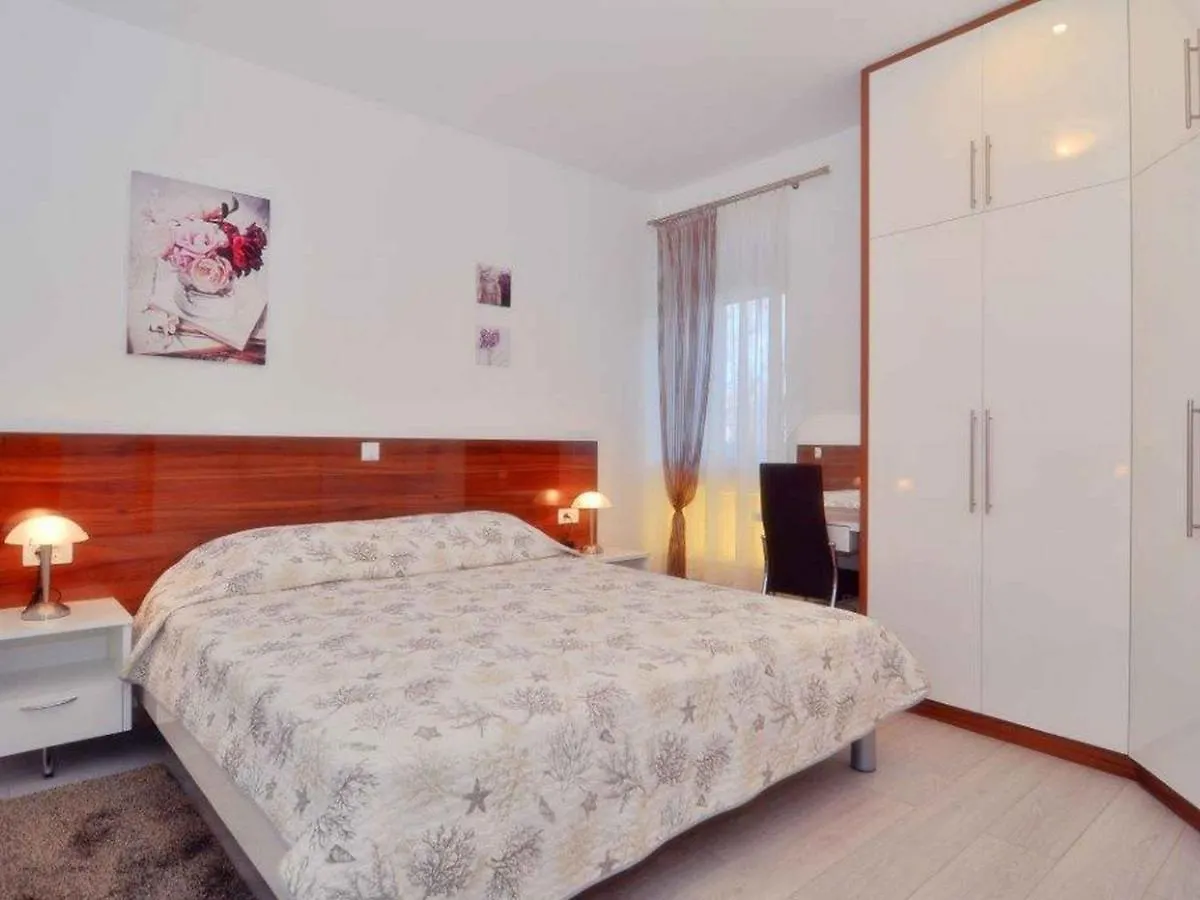 Apartment Near Kolovare Beach In Arbanasi Zadar 0*,